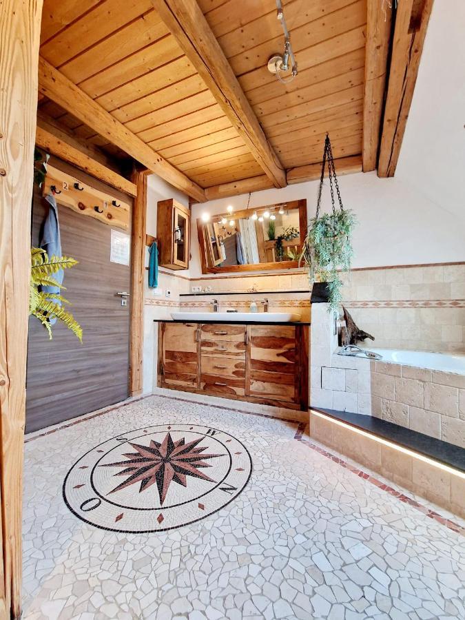 Wood & Stone Lodge 1 Donaueschingen Ngoại thất bức ảnh